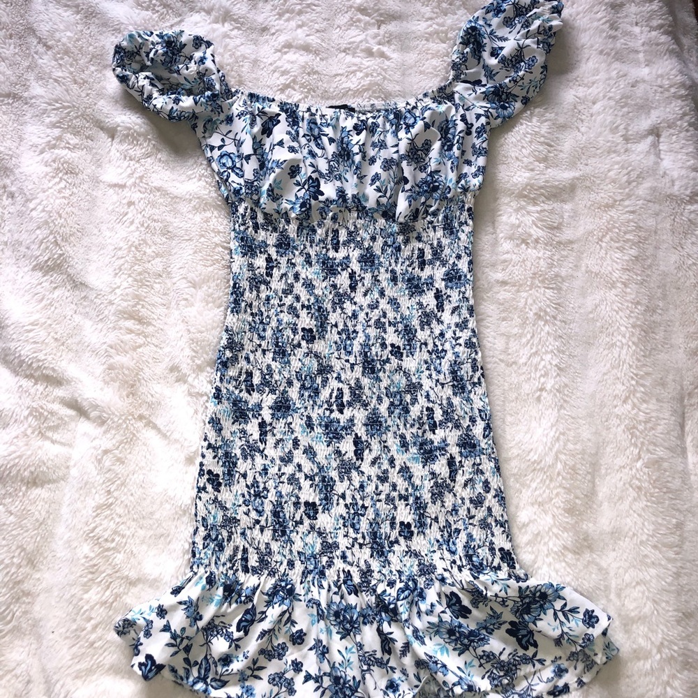 Pretty mini dress